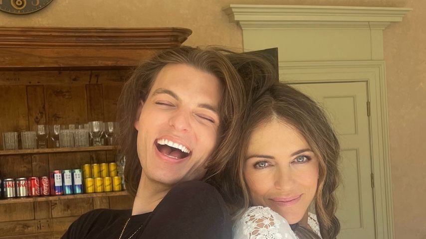 Damian und Mama Elizabeth Hurley