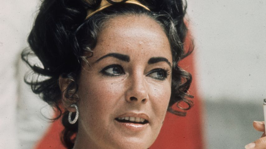 Elizabeth Taylor, um 1975