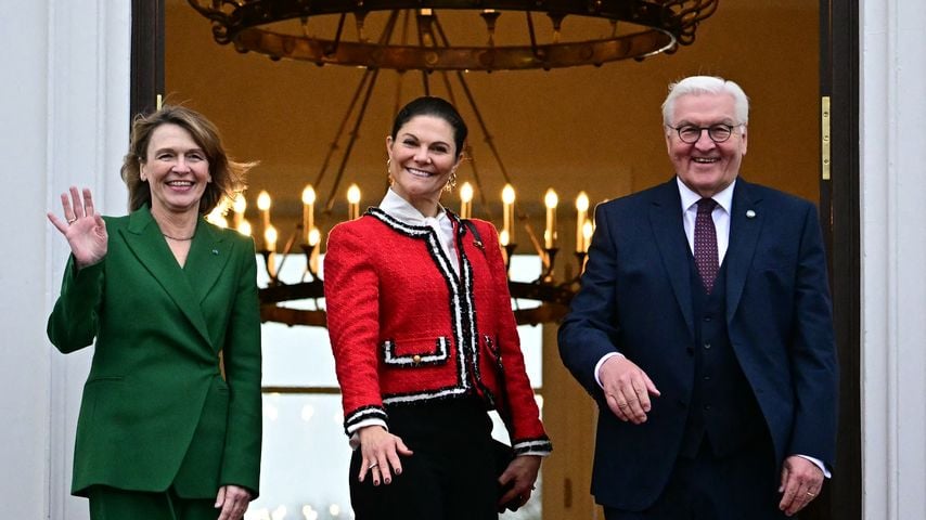 Elke Büdenbender, Kronprinzessin Victoria und Frank-Walter Steinmeier, Schloss Bellevue im November 2025