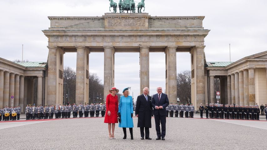 Elke Büdenbender, Queen Consort Camilla, König Charles und Frank-Walter Steinmeier im März 2023