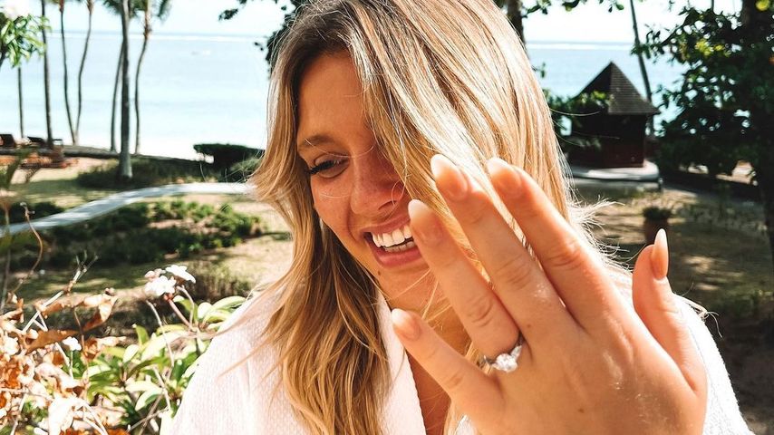 Auf Mauritius: Sängerin Ella Henderson hat sich verlobt!