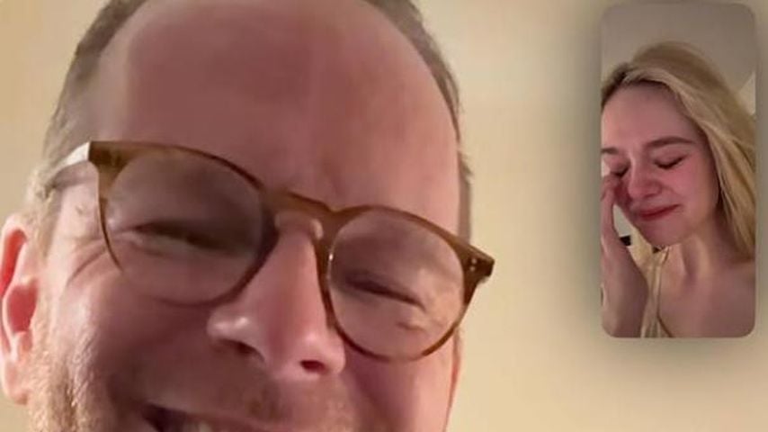 Elle Fanning in einem Videocall mit Joachim Trier und dessen Frau Helle Bendixen Trier