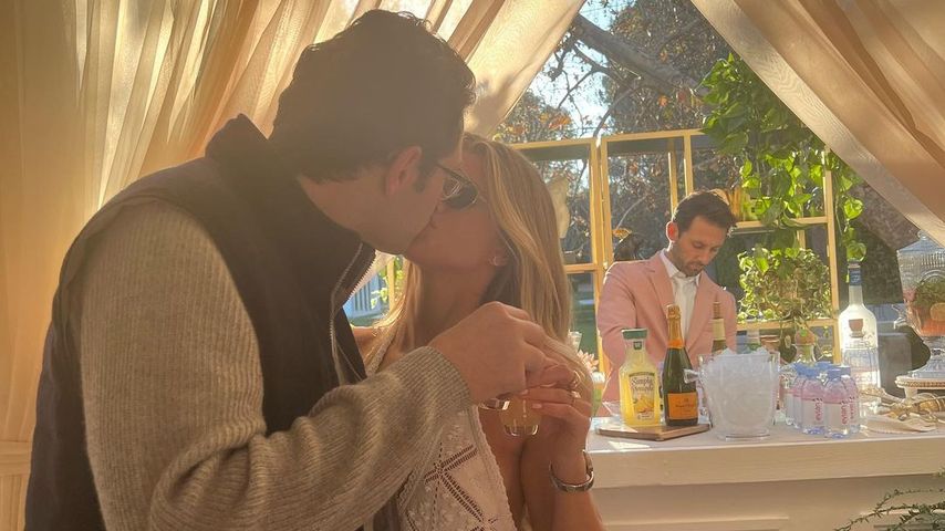 Verliebt in Elliot: Bilder von Sofia Richies Hochzeitkuss!