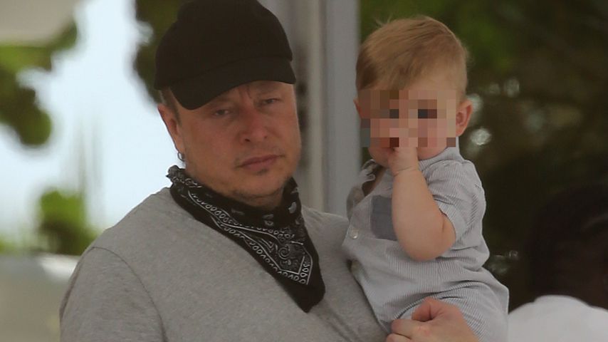 Elon Musk mit seinem Sohn X Æ A-XII