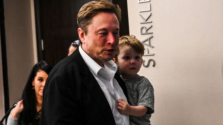 Elon Musk mit seinem Sohn X AE A-XII