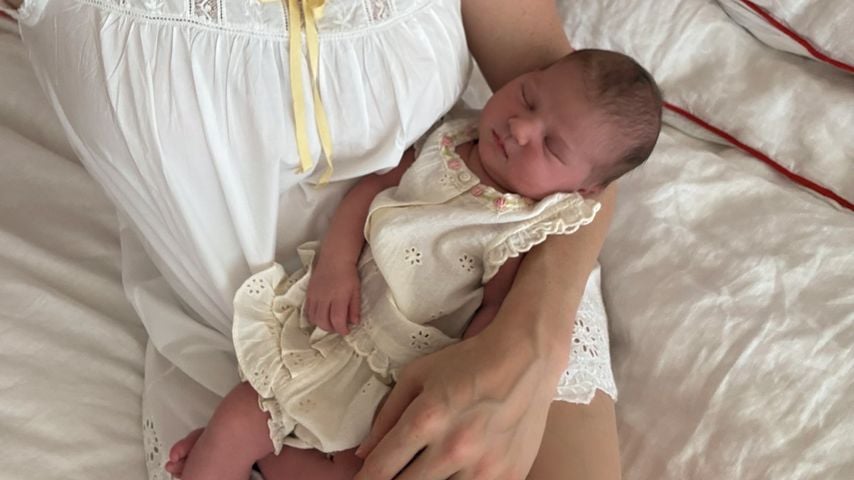 Elsa Hosk und ihr Baby, Juli 2026
