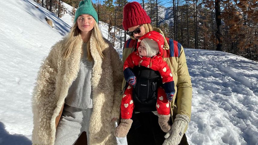 Elsa Hosk mit ihrem Partner Tom Daly und Tochter Tuulikki im Januar 2022