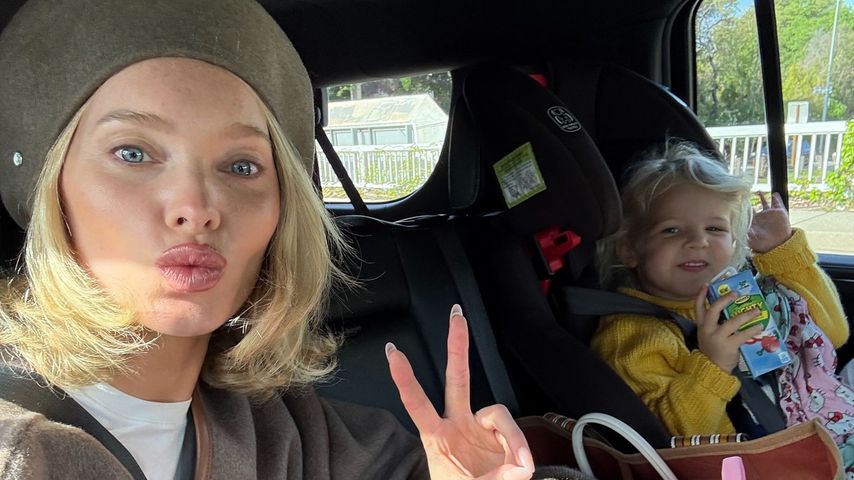 Elsa Hosk und ihre Tochter Tuulikki, April 2025