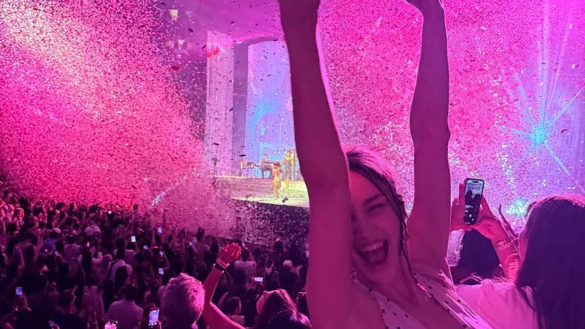 Elsie Hewitt beim Konzert von Olivia Dean In New York City