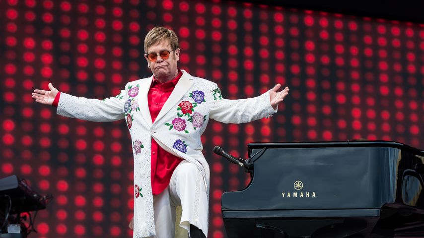 Das ist die wahre Geschichte hinter Elton Johns "Rocket Man"