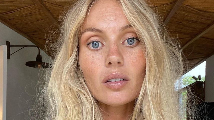 Elyse Knowles, Model