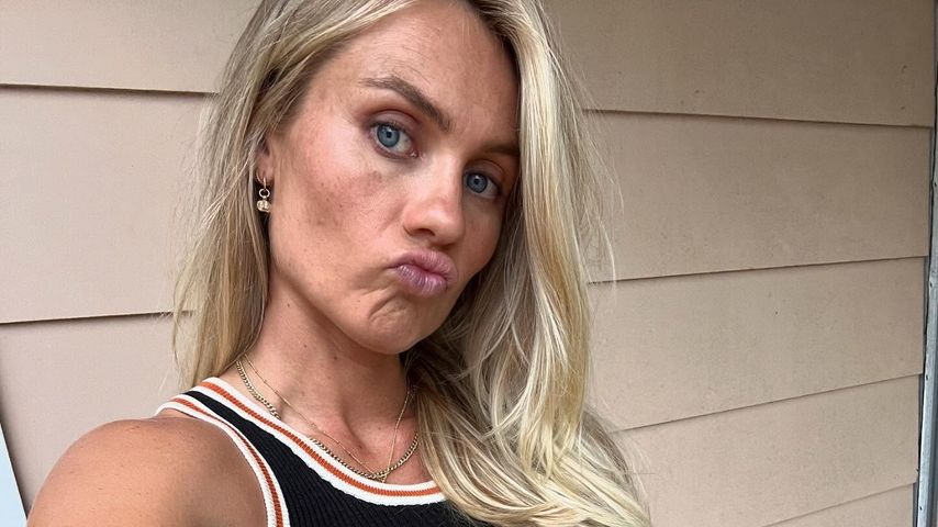 Kind kommt bald: So groß ist Elyse Knowles' Babybauch schon