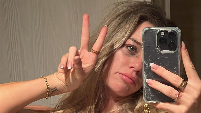 "Too Hot To Handle"-Emely macht ohne Söhnchen Ocean Urlaub!