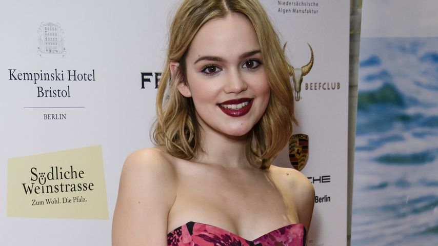 Emilia Schüle, Schauspielerin