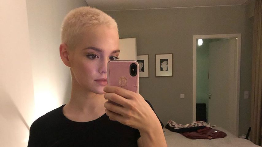 Emilia Schüle, November 2019