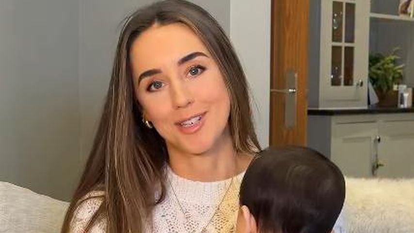 Emily Andre und ihre Tochter Arabella, Dezember 2024