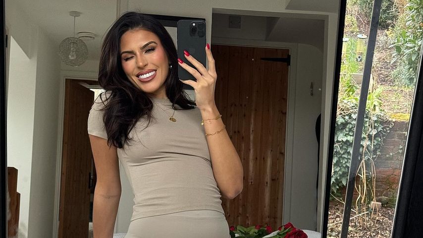 40. Schwangerschaftswoche: Emily Faye Miller zeigt Babybauch