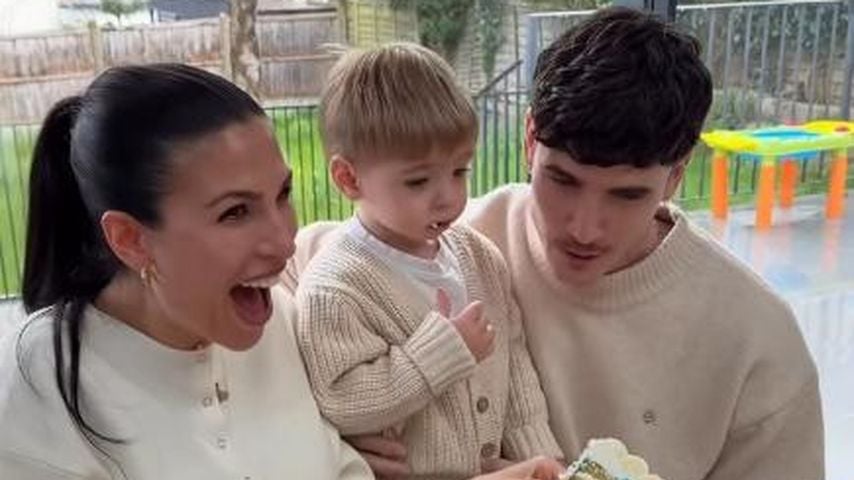 Emily Faye Miller und Cam mit ihrem Kind beim Gender Reveal, April 2026