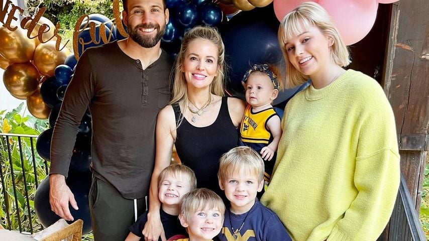 Emily Maynard Johnson mit ihrem Mann und ihren fünf Kindern