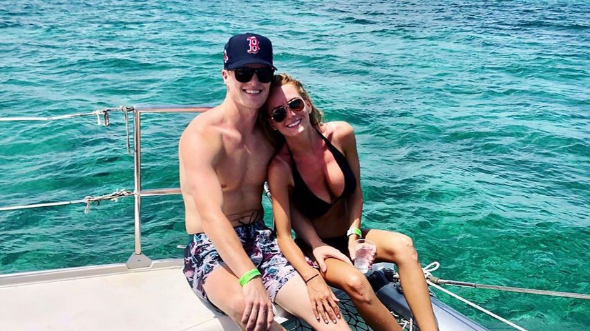 Emily und Colby Cave im Urlaub