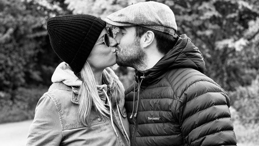 Emily VanCamp und Josh Bowman