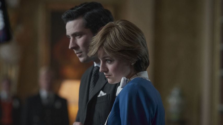 Emma Corrin als Prinzessin Diana und Josh O'Connor als Prinz Charles in "The Crown"