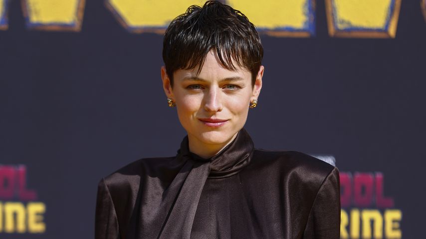 Emma Corrin, 2024