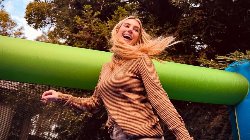 Emma Roberts teilt süße Erinnerungen an ihrem 34. Geburtstag