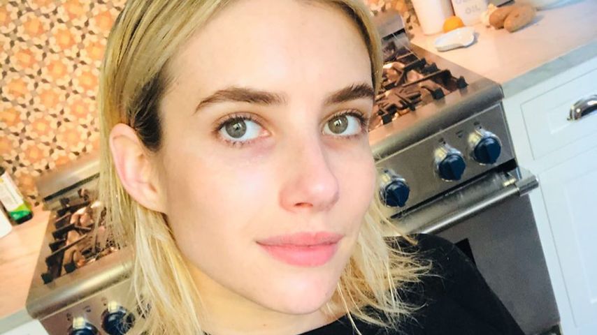 Emma Roberts rockt ihre XXL-Babykugel in trendigem Schwarz