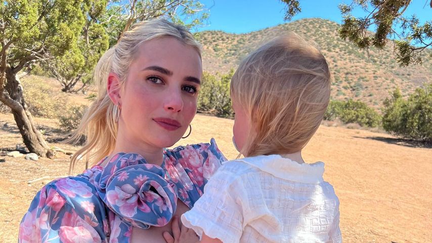 Emma Roberts, Schauspielerin, mit ihrem Sohn Rhodes