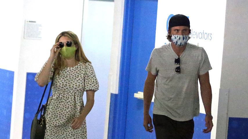Emma Roberts und Garrett Hedlund in Los Angeles im Juli 2020