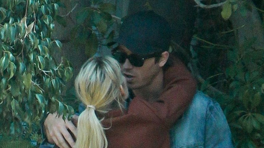 Die Schauspieler Emma Roberts und Garrett Hedlund