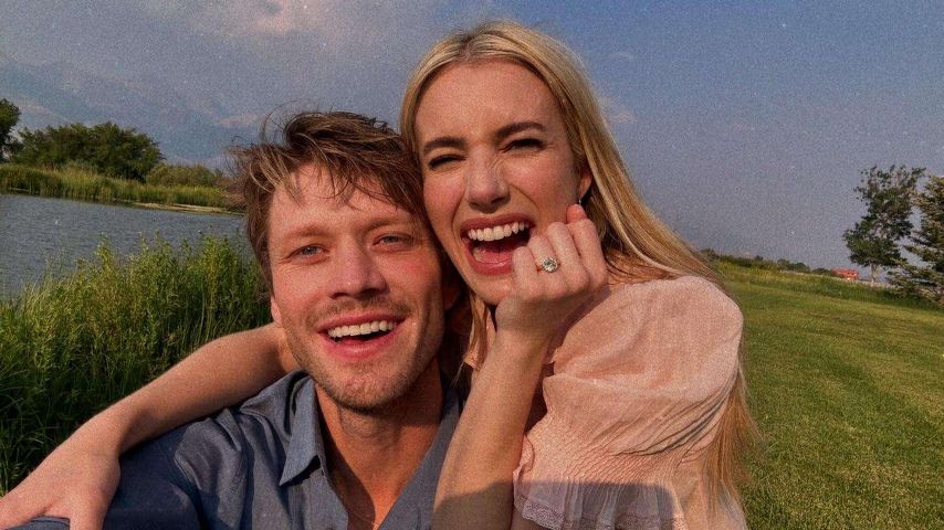 Emma Roberts und ihr Partner Cody John im Juli 2024