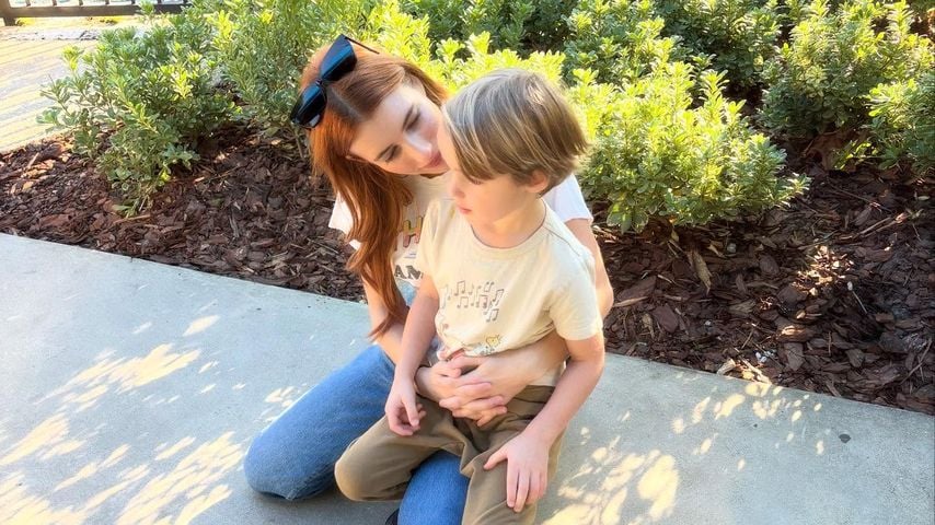 Emma Roberts und ihr Sohn Rhodes, Oktober 2025