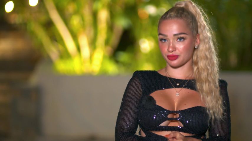 Emmy Russ aus "Kampf der Realitystars"-Chat ausgeschlossen!