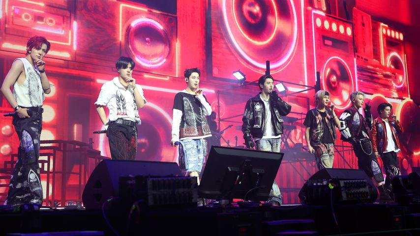 K-Pop-Band Enhypen tritt beim Coachella 2025 in Kalifornien auf