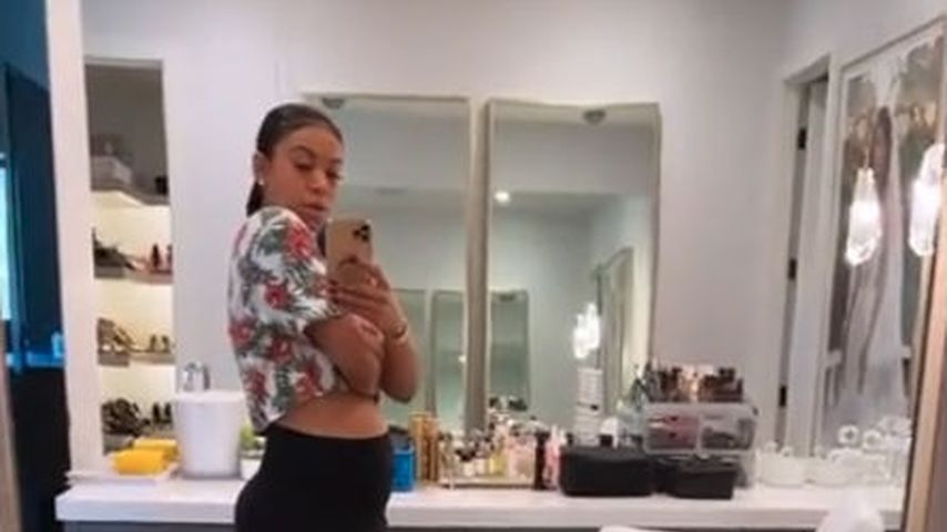 Eniko Hart zeigt ihren Babybauch