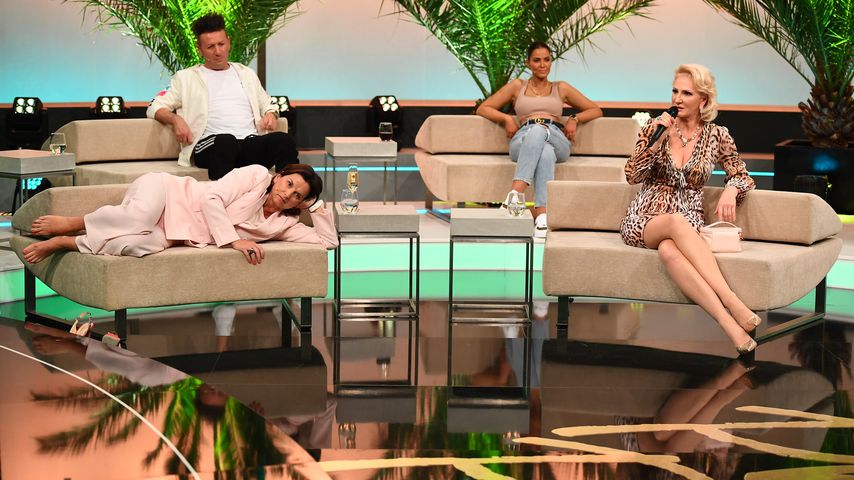 Ennesto Monté, Claudia Obert, Janine Pink und Désirée Nick beim "Promis unter Palmen"-Wiedersehen