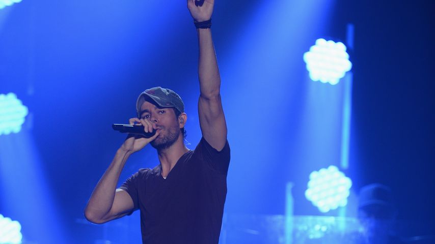 Enrique Iglesias auf einer Bühne
