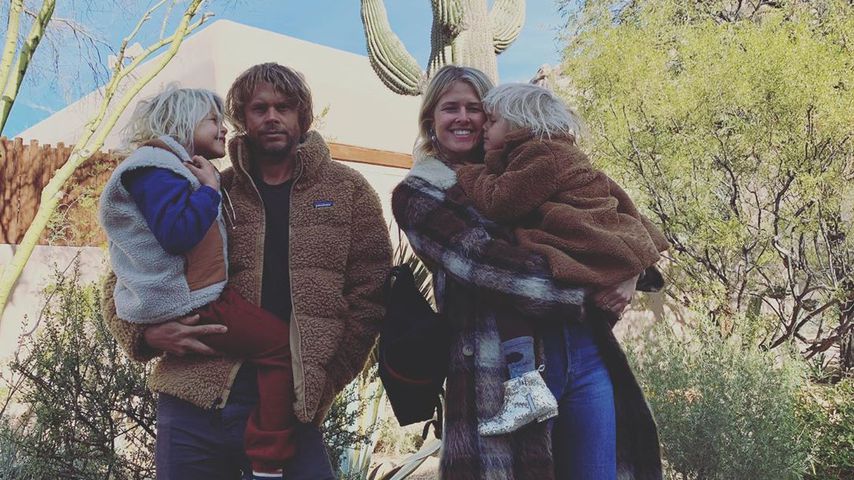 Eric Christian Olsen und Sarah Wright und ihre Kinder im Januar 2020 in Arizona