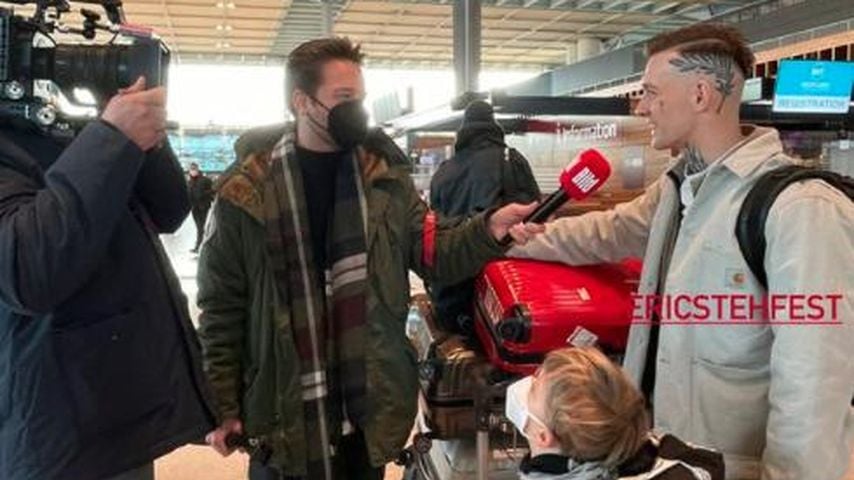 Eric Stehfest gibt ein Interview vor seinem Abflug in den Dschungel, Januar 2021