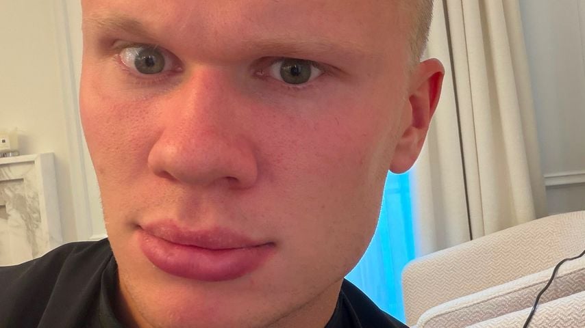 Lange Mähne ade: Erling Haaland zeigt sich mit kurzen Haaren
