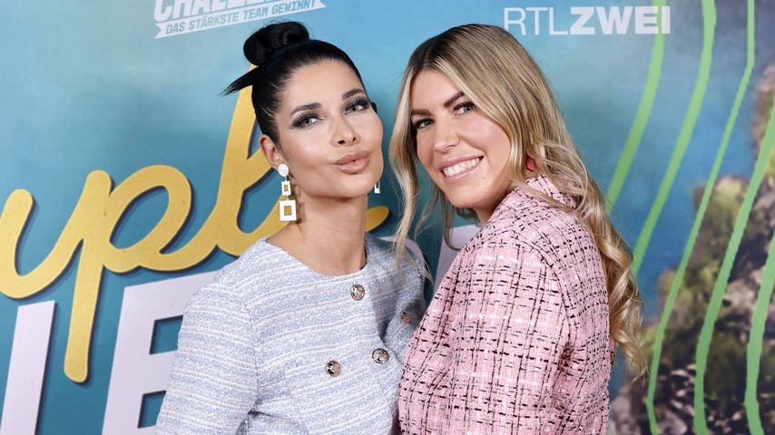 Erotikmodel Micaela Schäfer und Model Tanja Brockmann bei der Premiere von "Couple Challenge – Das stärkste Team gewinnt", Januar 2026
