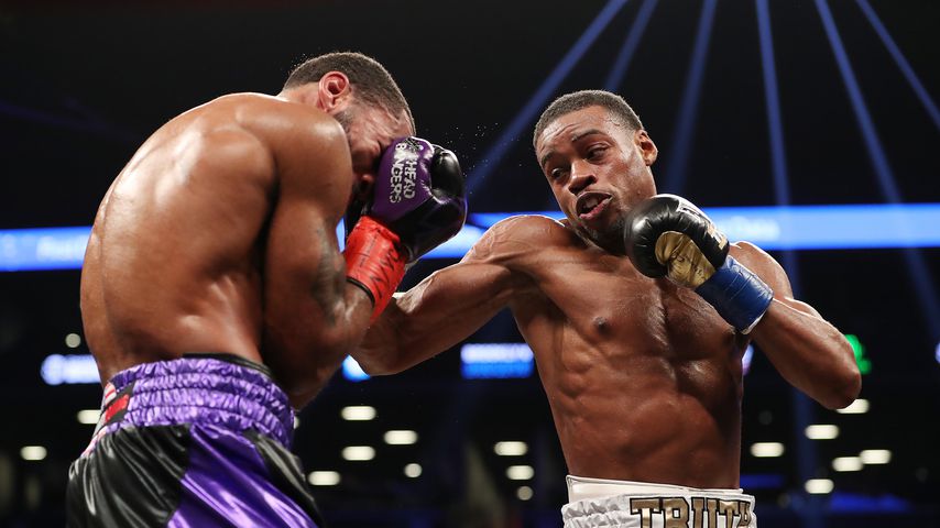 Errol Spence Jr. (rechts) beim IBF Welterweight-Kampf in New York City 2018