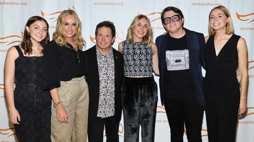 Esmé Fox, Tracy Pollan, Michael J. Fox, Schuyler Fox, Sam Fox und Aquinnah Fox im Oktober 2021