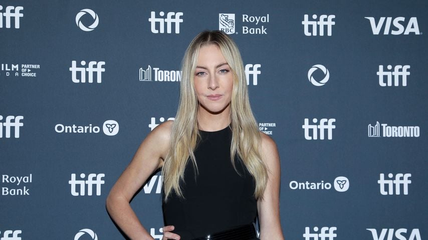 Silvesterhochzeit: Este Haim hat Jonathan das Jawort gegeben