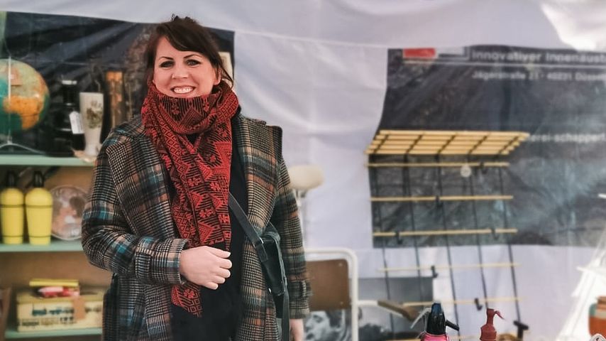 Esther Ollick, Händlerin