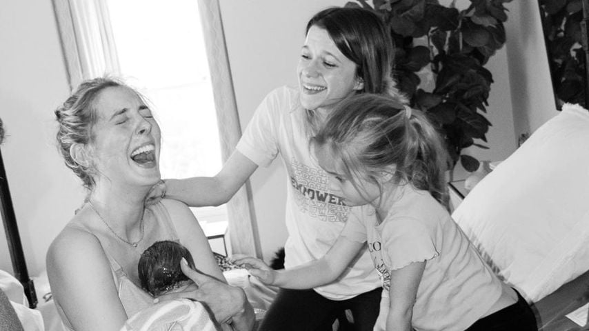 Total intim: Eva Amurri teilt Aufnahmen von ihrer Hausgeburt