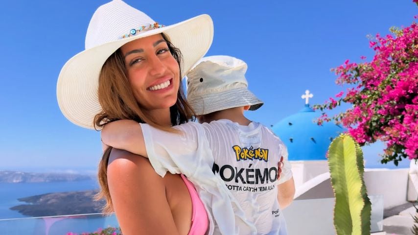 Eva Benetatou mit ihrem Sohn George Angelos Benetatou, September 2026