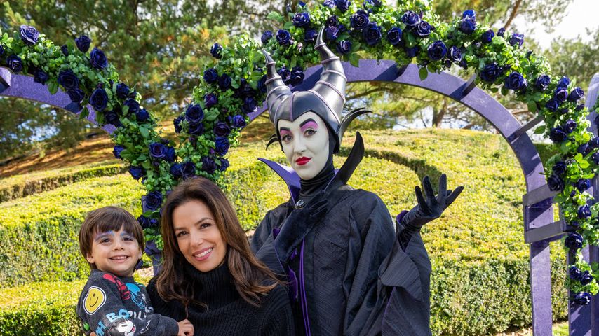 Spaßiger Trip: Eva Longoria posiert mit Sohn im Disneyland!